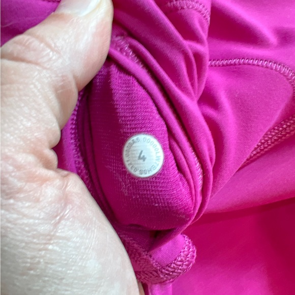 Lululemon Wunder Train 8 inch short - Ripened Raspberry - Picture 4 of 8